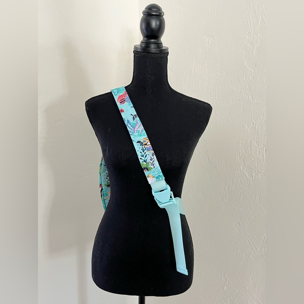 VERA BRADLEY ESSENTIAL SLING BACKPACK BAG ANTILLES TREASURE FISH Sea Ocean Aqua - Picture 6 of 16